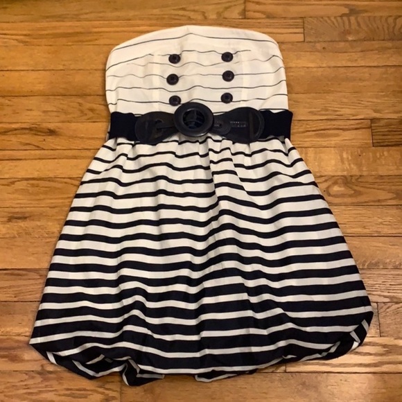 Strapless Striped Dress Off White and Navy Blue - Picture 5 of 15
